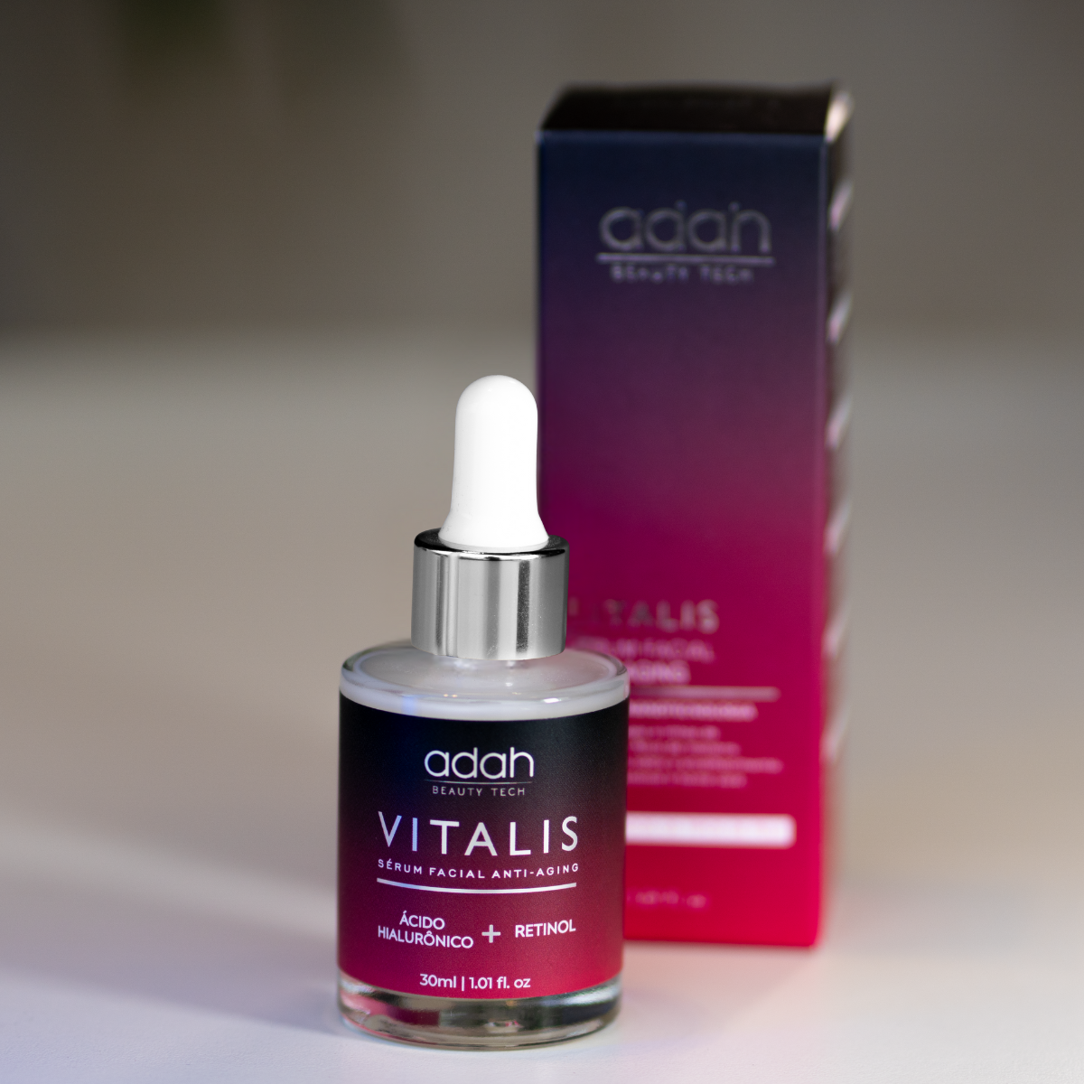 SÉRUM ANTIG-AGING • RETINOL + ÁCIDO HIALURÔNICO • VITALIS 30ML